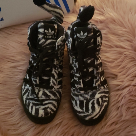 Jeremy Scott x Adidas Other - Jeremy Scott Adidas mens size 8 W/O the box